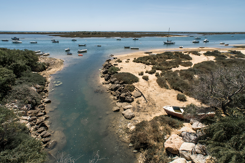 The Raia Formosa tidal lagoon in front of CabanasOceanview apartments