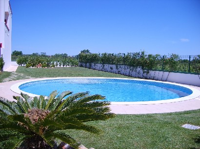 Last minute offer, villa with pool and walking distance to beach Manta Rota